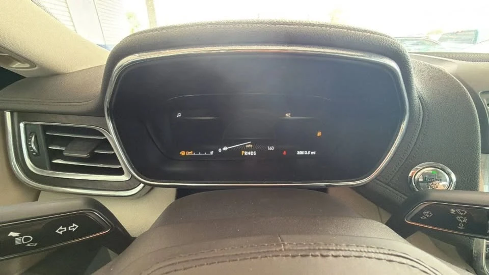2020 Lincoln Continental 10th Gen - Image 17 of 20