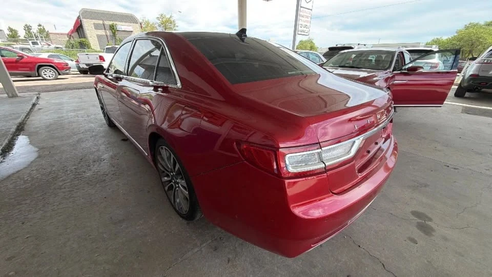 2020 Lincoln Continental 10th Gen - Image 7 of 20