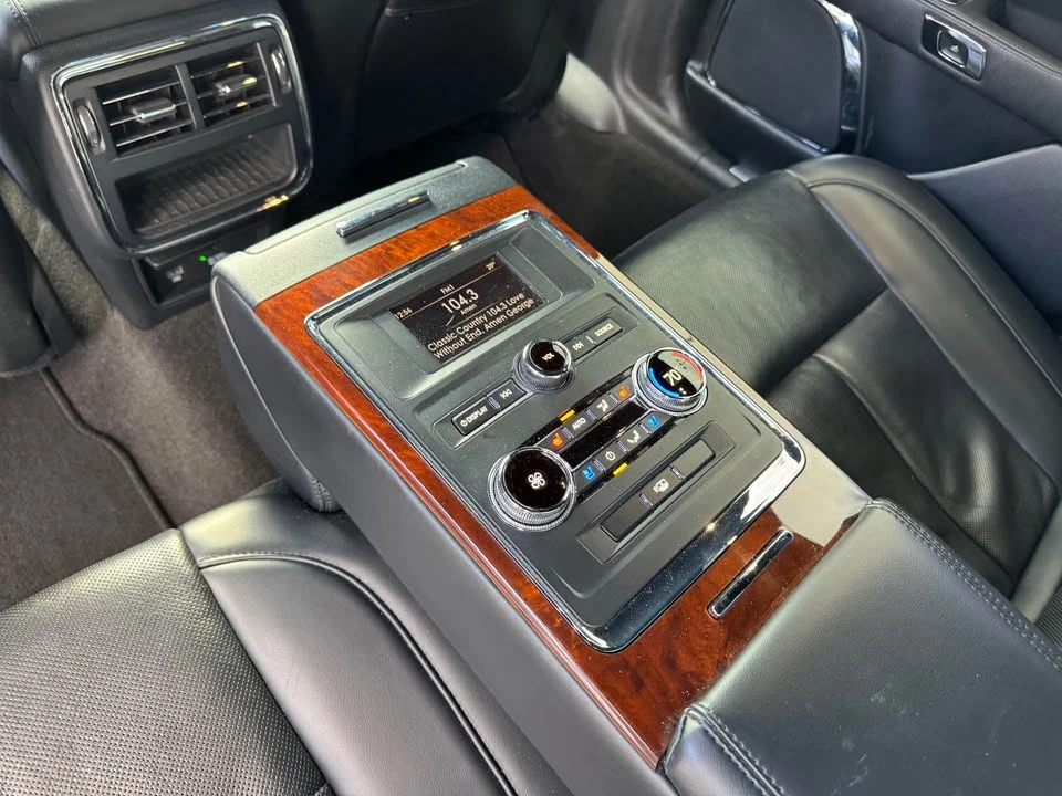 2020 Lincoln Continental 10th Gen - Image 12 of 20