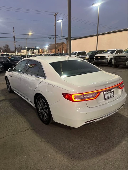 2020 Lincoln Continental 10th Gen - Image 4 of 7