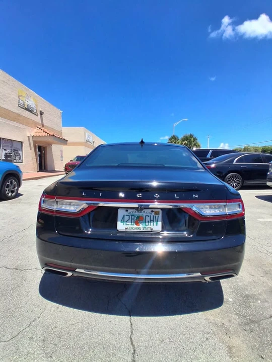 2020 Lincoln Continental 10th Gen - Image 4 of 9