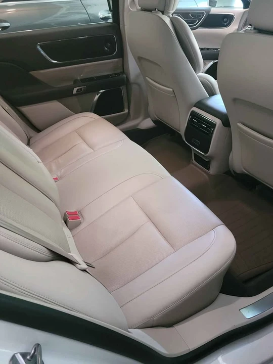 2020 Lincoln Continental 10th Gen - Image 6 of 11