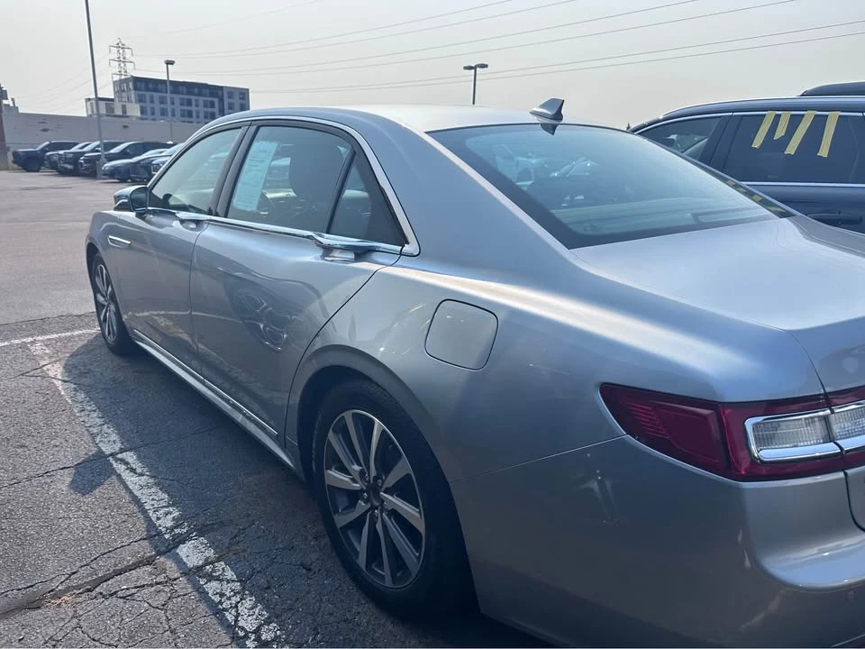 2020 Lincoln Continental 10th Gen - Image 4 of 8