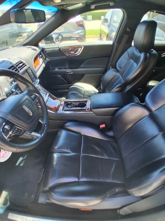 2020 Lincoln Continental 10th Gen - Image 8 of 9