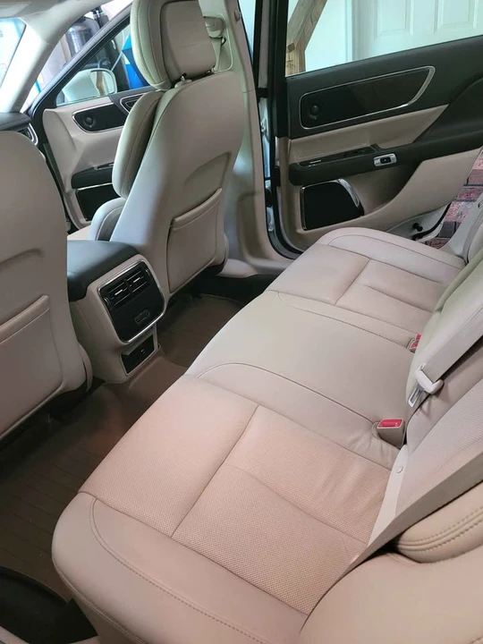 2020 Lincoln Continental 10th Gen - Image 9 of 11
