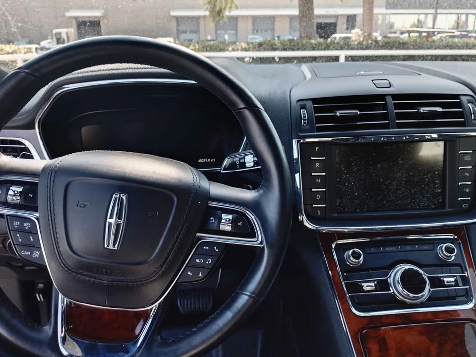 2020 Lincoln Continental 10th Gen - Image 6 of 7