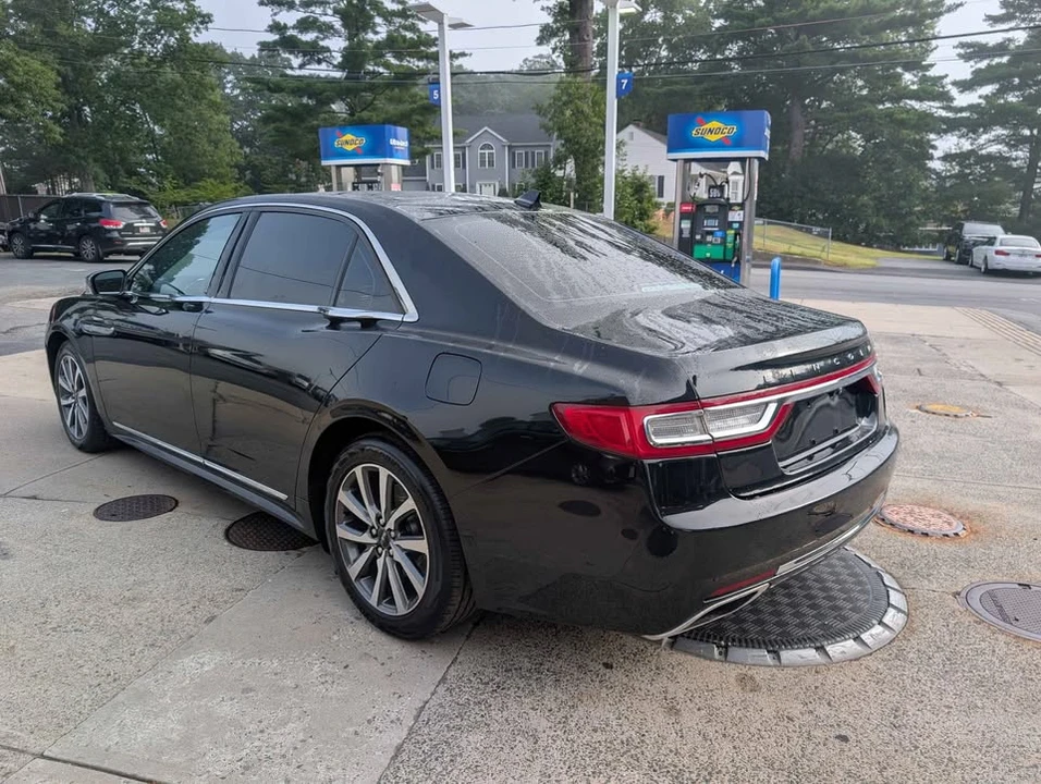 2020 Lincoln Continental 10th Gen - Image 2 of 12