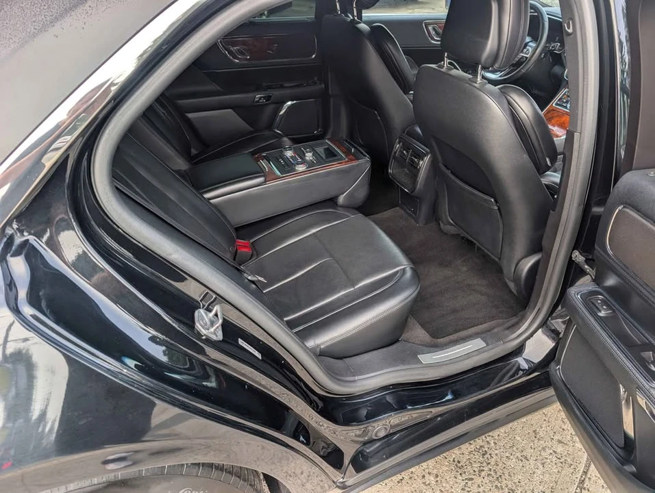 2020 Lincoln Continental 10th Gen - Image 6 of 12
