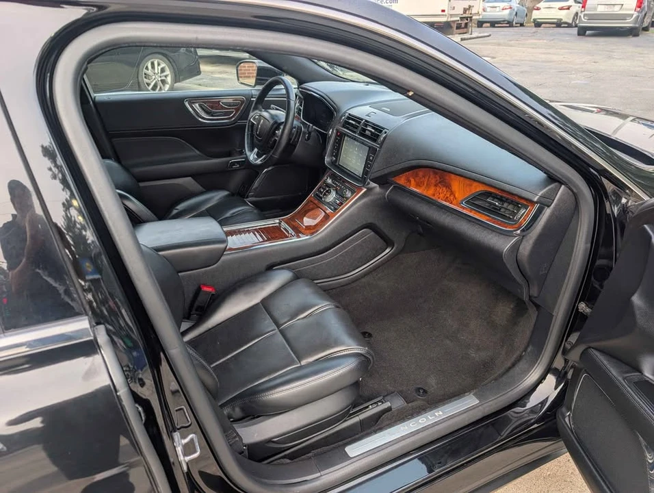 2020 Lincoln Continental 10th Gen - Image 5 of 12