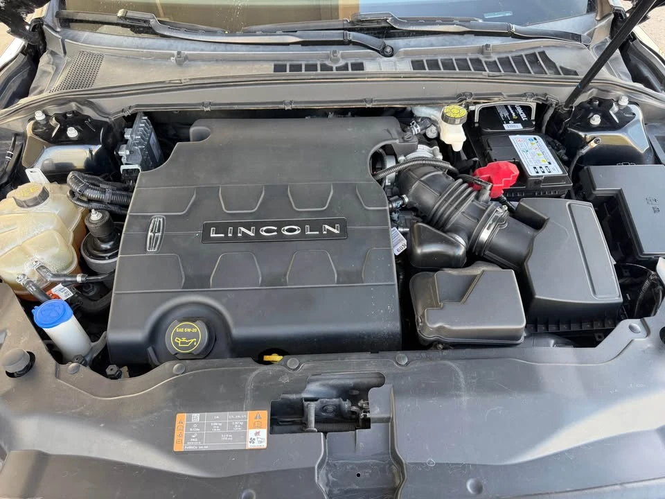 2020 Lincoln Continental 10th Gen - Image 17 of 20