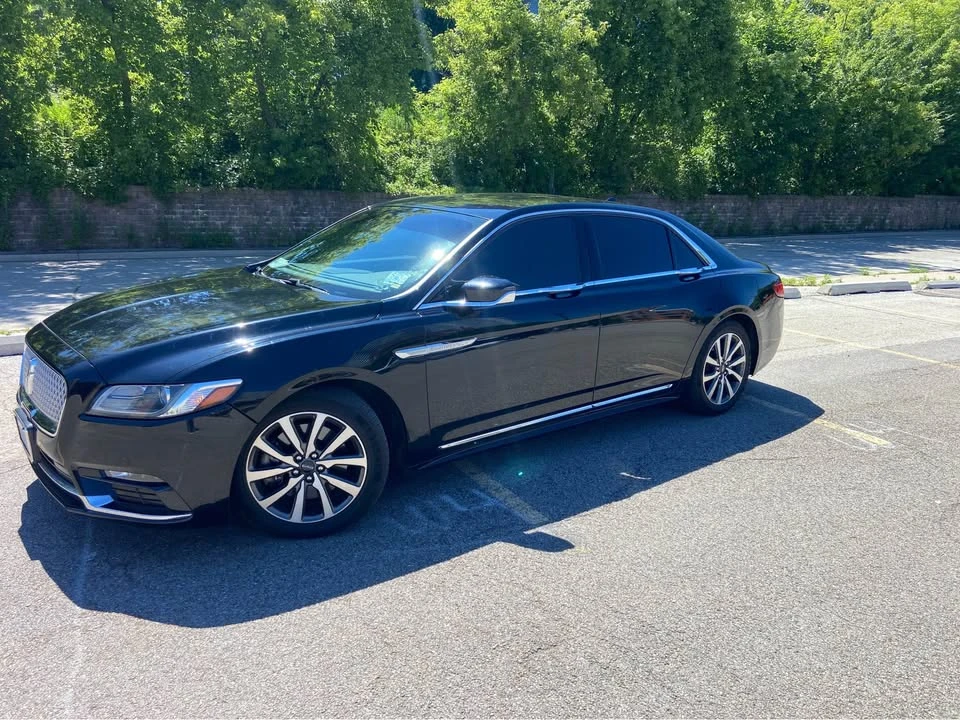2020 Lincoln Continental 10th Gen - Image 8 of 11