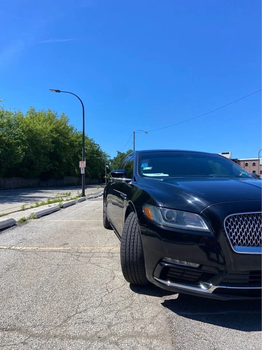 2020 Lincoln Continental 10th Gen - Image 5 of 11