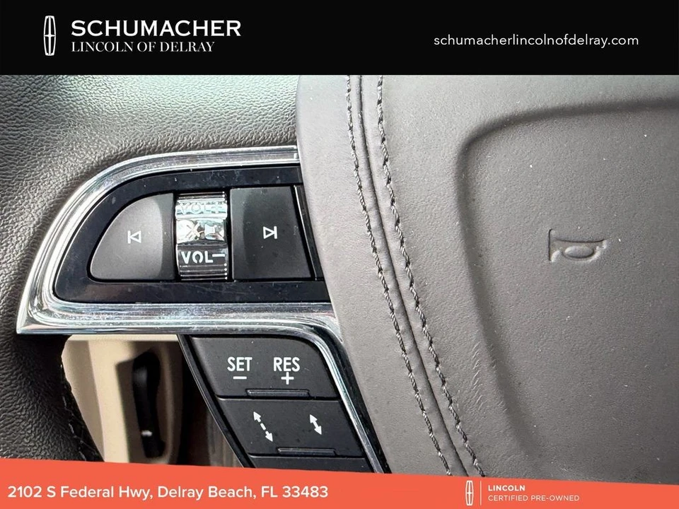 2020 Lincoln Continental 10th Gen - Image 22 of 24