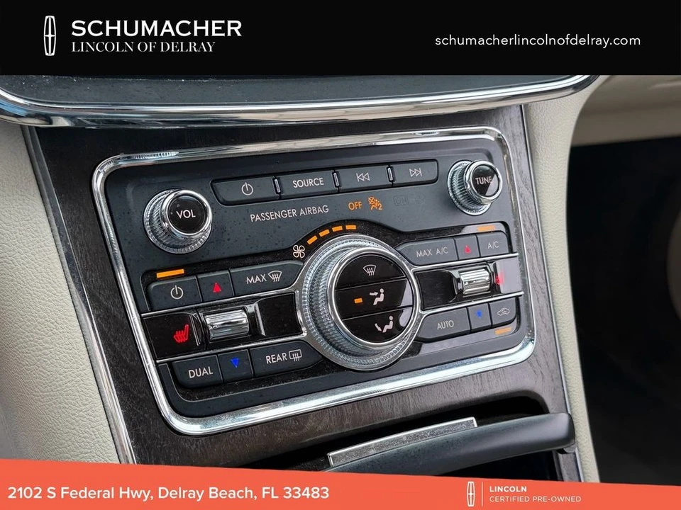 2020 Lincoln Continental 10th Gen - Image 20 of 24