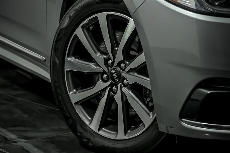 2020 Lincoln Continental 10th Gen - Image 3 of 25