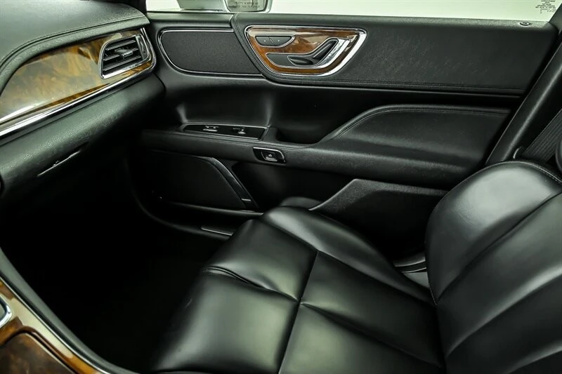 2020 Lincoln Continental 10th Gen - Image 25 of 25