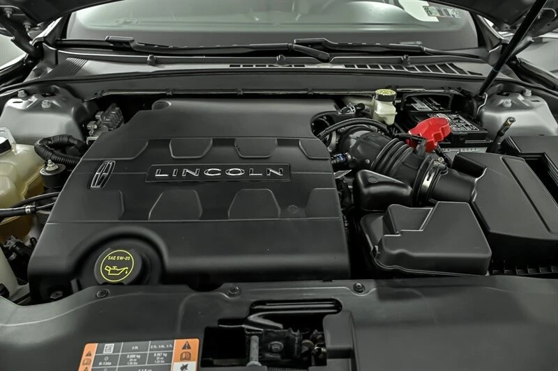 2020 Lincoln Continental 10th Gen - Image 12 of 25