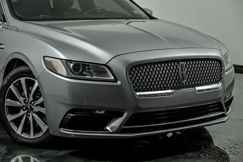 2020 Lincoln Continental 10th Gen - Image 2 of 25