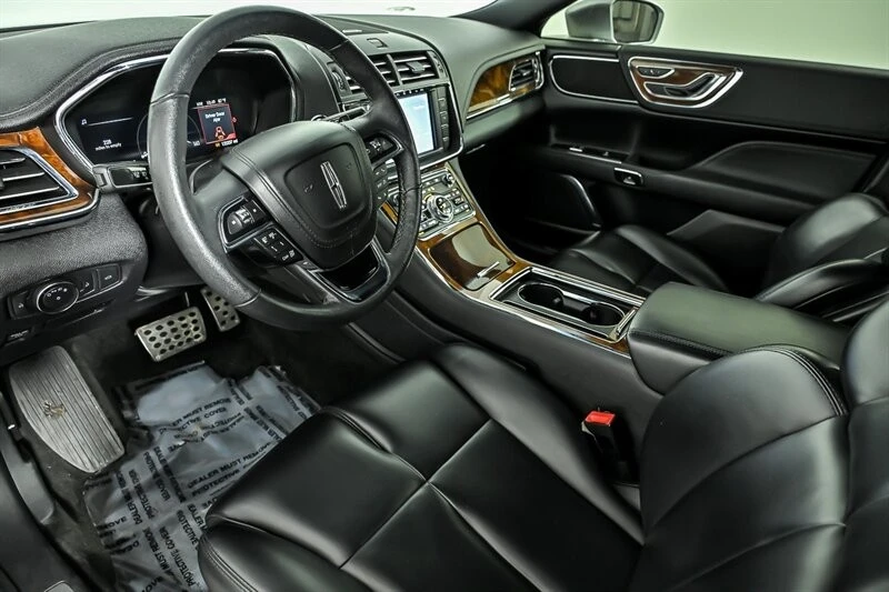 2020 Lincoln Continental 10th Gen - Image 15 of 25