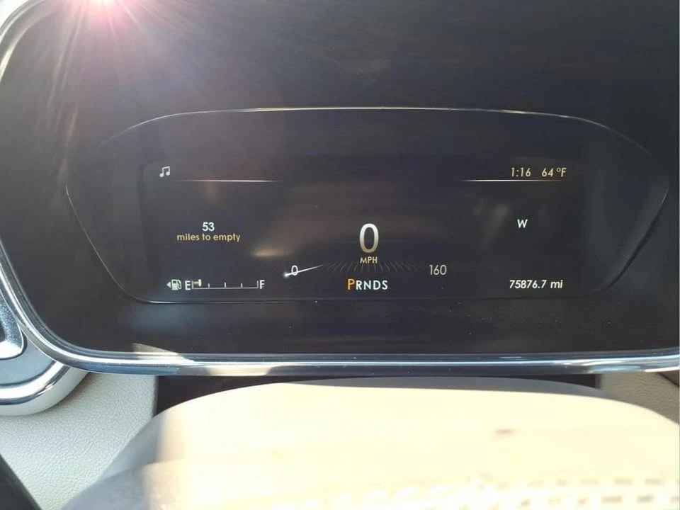 2020 Lincoln Continental 10th Gen - Image 17 of 20