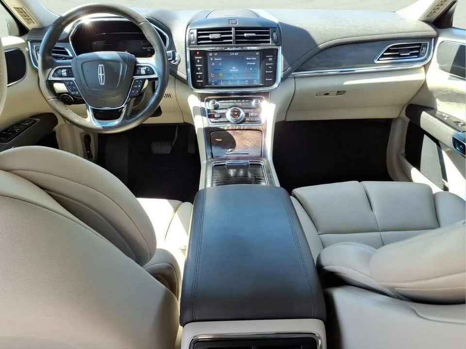 2020 Lincoln Continental 10th Gen - Image 12 of 20