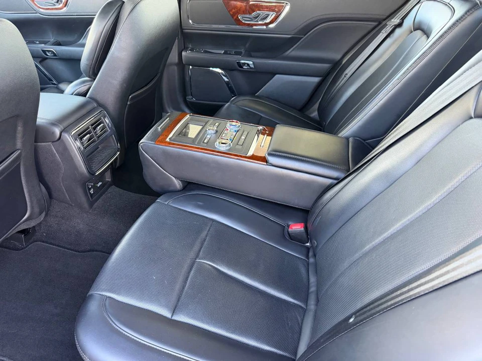 2020 Lincoln Continental 10th Gen - Image 12 of 24