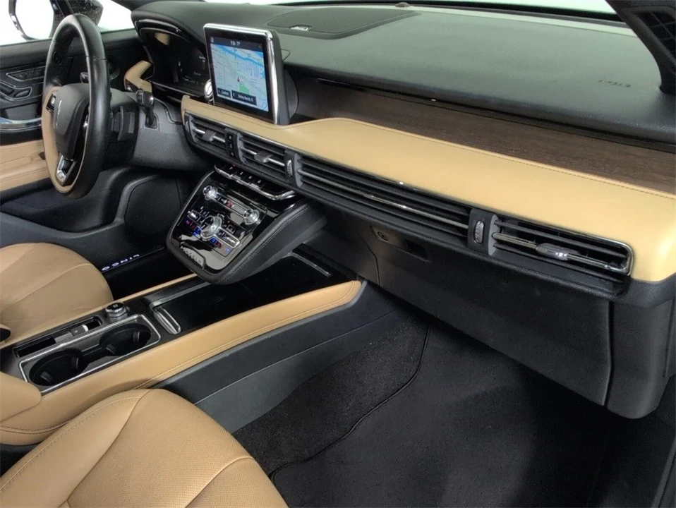 2020 Lincoln Corsair - Image 14 of 21