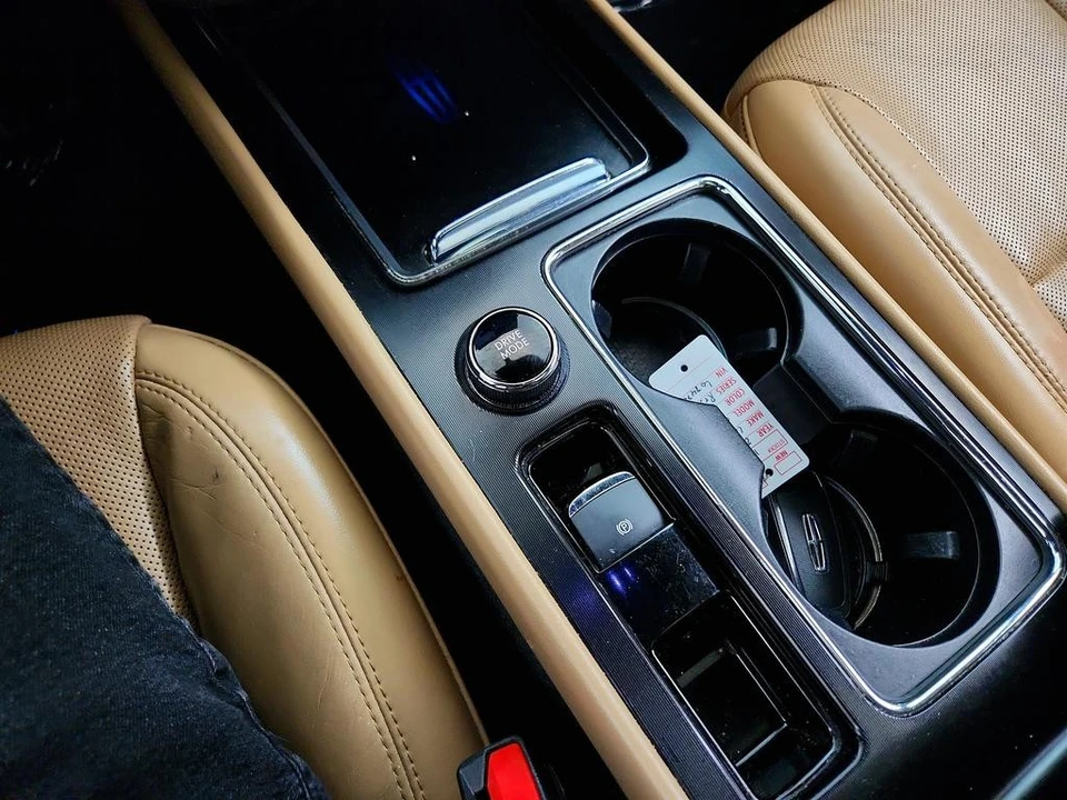 2020 Lincoln Corsair - Image 18 of 21