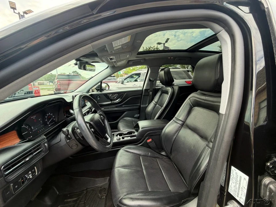 2020 Lincoln Corsair - Image 16 of 24