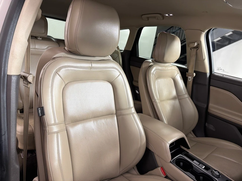 2020 Lincoln Corsair - Image 24 of 26