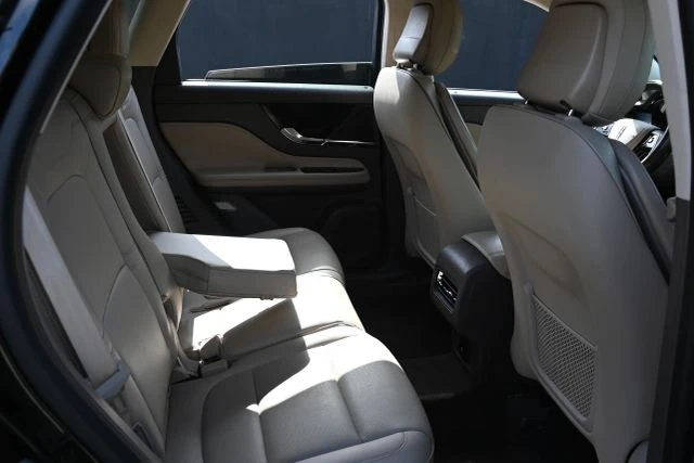 2020 Lincoln Corsair - Image 17 of 20