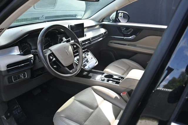 2020 Lincoln Corsair - Image 13 of 20