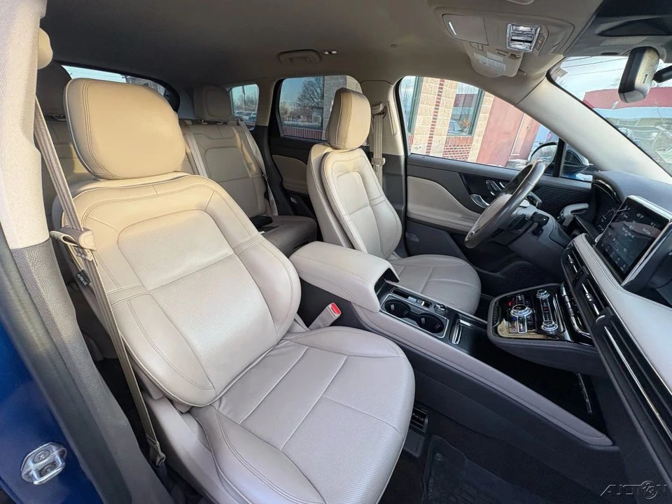 2020 Lincoln Corsair - Image 9 of 12