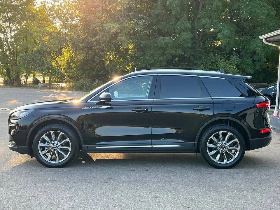 2020 Lincoln Corsair - Image 18 of 21
