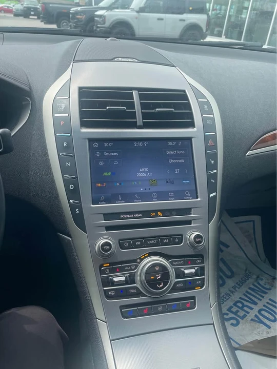 2020 Lincoln MKZ - Image 10 of 19