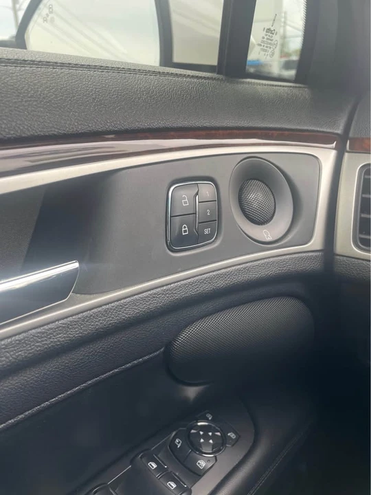 2020 Lincoln MKZ - Image 15 of 19