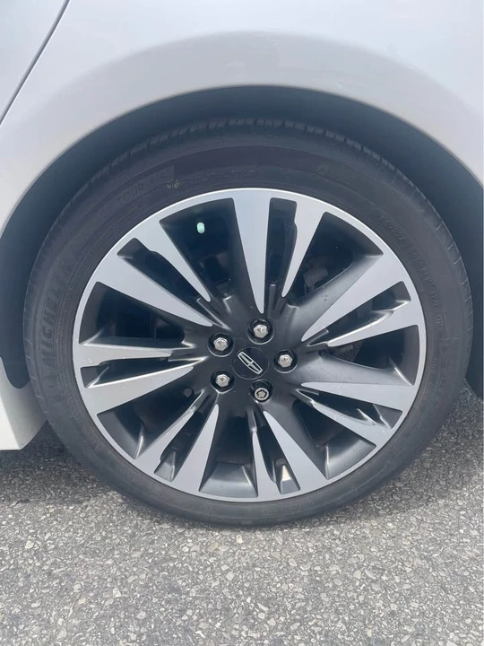 2020 Lincoln MKZ - Image 8 of 19