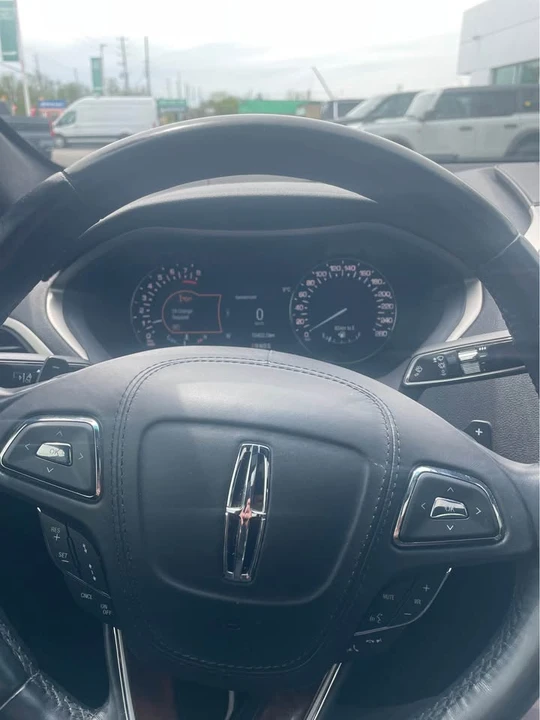 2020 Lincoln MKZ - Image 9 of 19