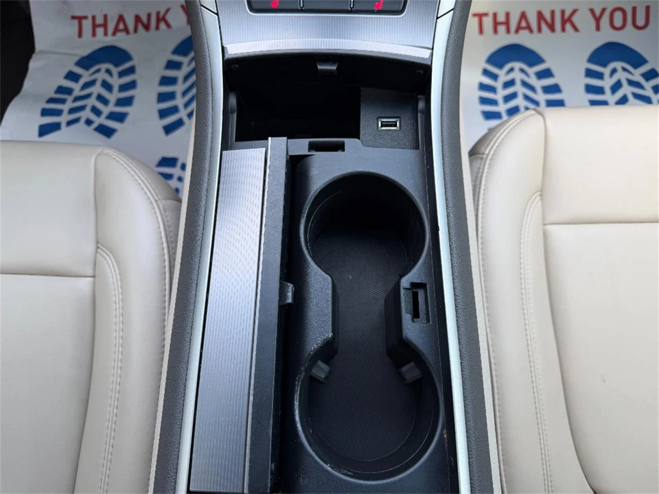 2020 Lincoln MKZ - Image 27 of 31