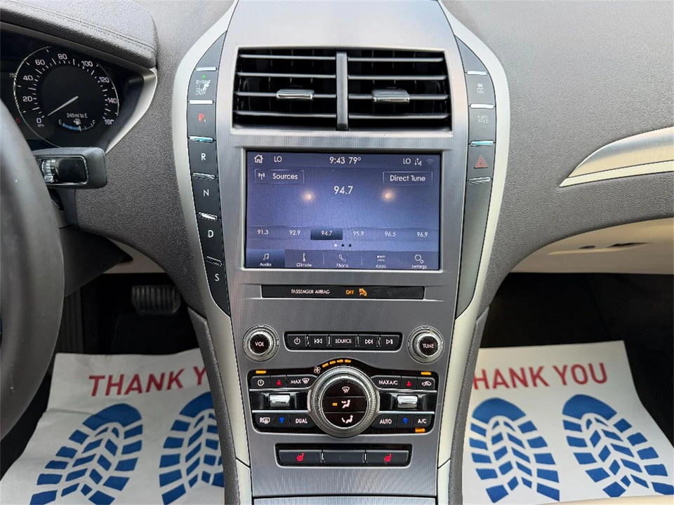 2020 Lincoln MKZ - Image 21 of 31