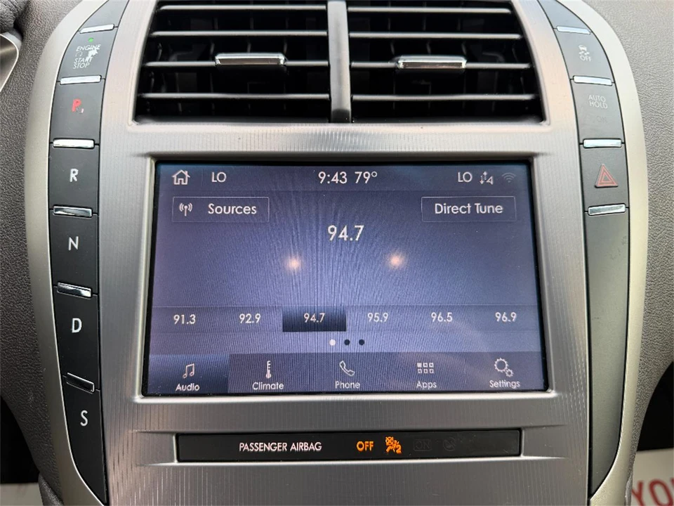 2020 Lincoln MKZ - Image 23 of 31