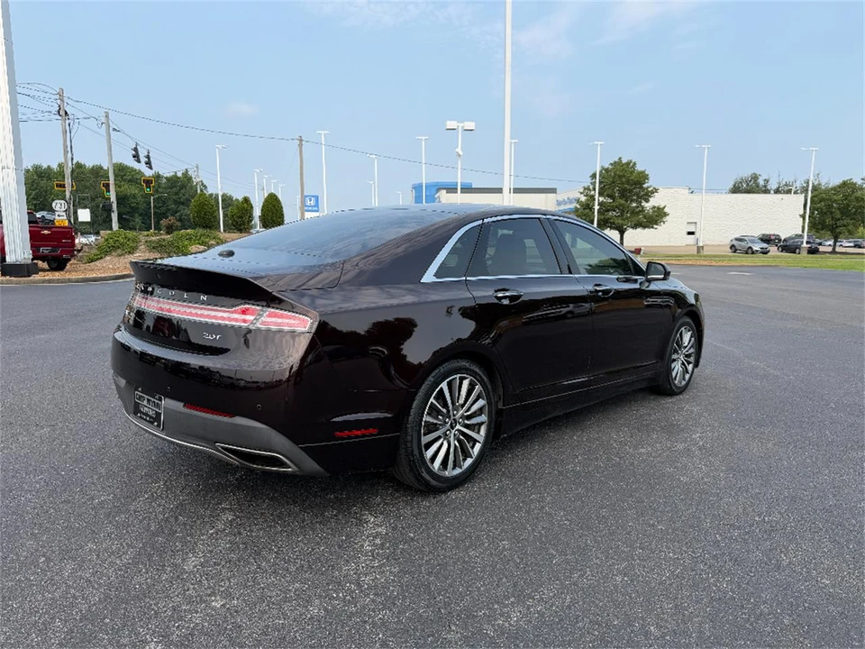 2020 Lincoln MKZ - Image 7 of 31