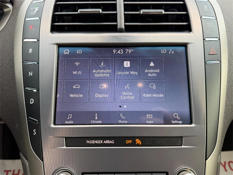 2020 Lincoln MKZ - Image 26 of 31