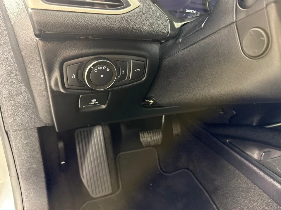 2020 Lincoln MKZ - Image 13 of 24