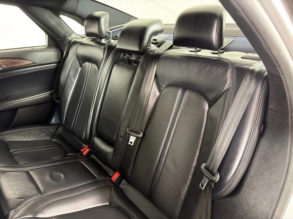 2020 Lincoln MKZ - Image 18 of 24