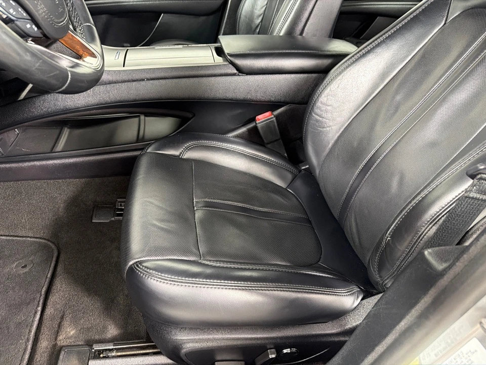 2020 Lincoln MKZ - Image 9 of 24