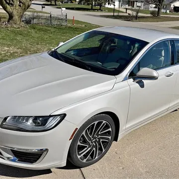 2020 Lincoln MKZ Sedan 4D