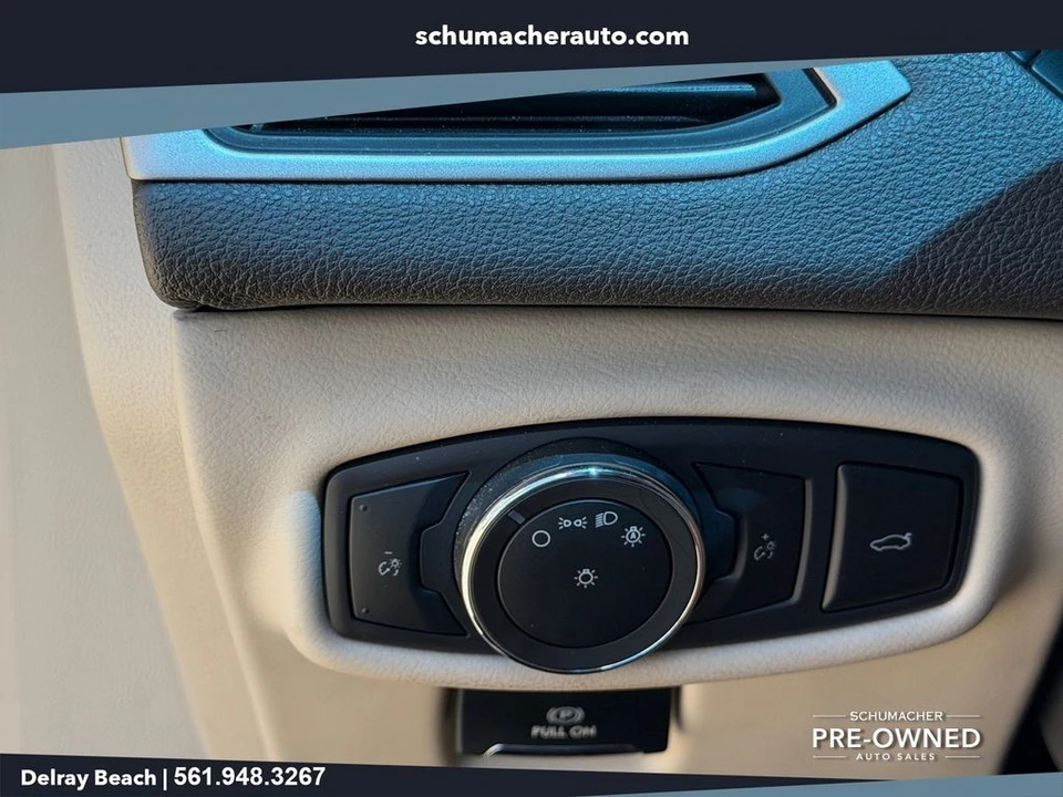2020 Lincoln MKZ - Image 25 of 26