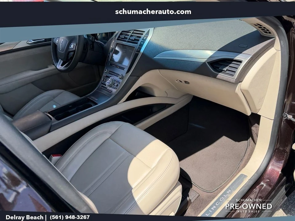 2020 Lincoln MKZ - Image 15 of 26