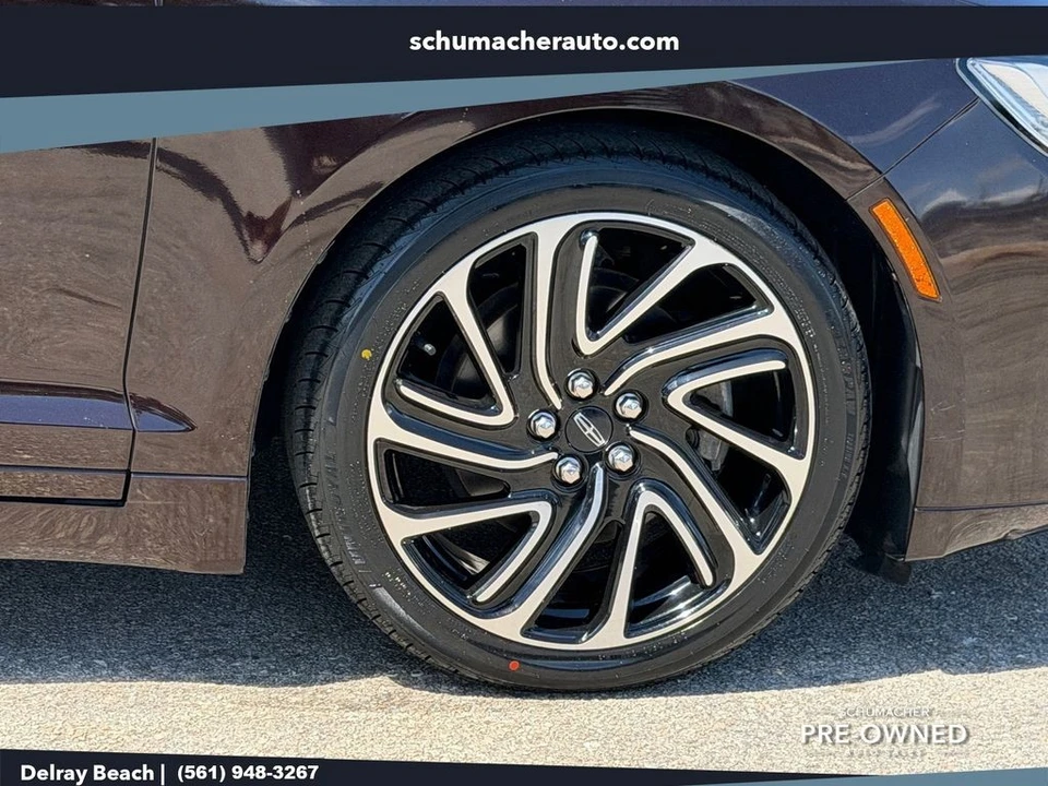 2020 Lincoln MKZ - Image 9 of 26